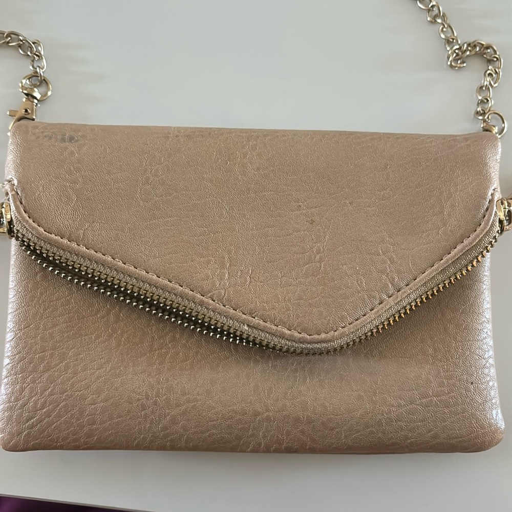Clutch purse